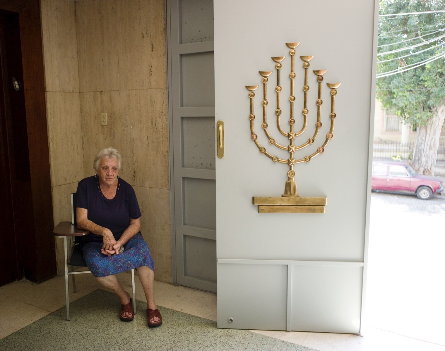 Woman in Synagogue