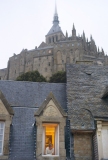40.PaperHankMan-in-His-Castle
